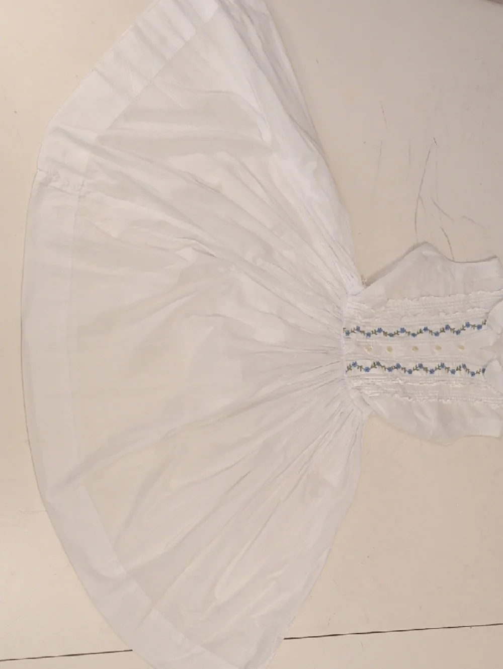 Vintage 50s White Sleeveless Midi Dress Blue Floral Embroidery Fit & Flare SeeMs - Picture 11 of 14